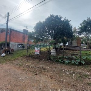Terreno com 320m², no bairro Forqueta em Caxias do Sul para Comprar