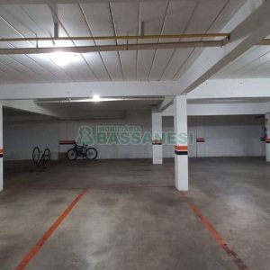 Apartamento com 50m², 2 dormitórios, 1 vaga, no bairro Vinhedos em Caxias do Sul para Comprar