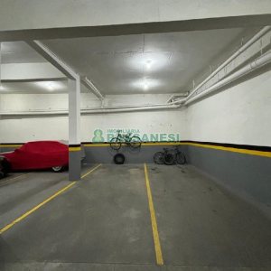 Sobrado com 135m², 3 dormitórios, 2 vagas, no bairro Vinhedos em Caxias do Sul para Comprar