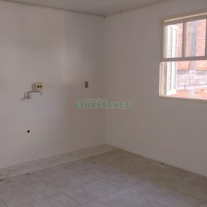 Casa com 323m², 5 dormitórios, 3 vagas, no bairro Marechal Floriano em Caxias do Sul para Comprar