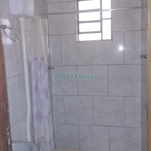 Casa com 323m², 5 dormitórios, 3 vagas, no bairro Marechal Floriano em Caxias do Sul para Comprar