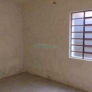 Casa com 323m², 5 dormitórios, 3 vagas, no bairro Marechal Floriano em Caxias do Sul para Comprar