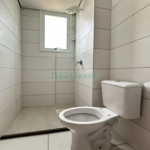 Apartamento com 54m², 2 dormitórios, 1 vaga, no bairro Morada dos Alpes em Caxias do Sul para Alugar