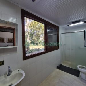 Chácara com 600m², 5 dormitórios, 2 vagas, no bairro Galópolis em Caxias do Sul para Comprar