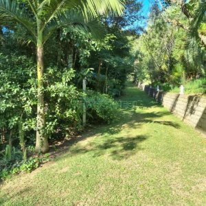 Chácara com 600m², 5 dormitórios, 2 vagas, no bairro Galópolis em Caxias do Sul para Comprar