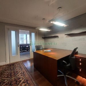 Apto Mobiliado com 340m², 3 dormitórios, 5 vagas, no bairro Exposição em Caxias do Sul para Alugar ou Comprar