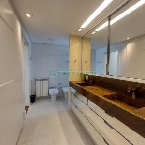 Apto Mobiliado com 340m², 3 dormitórios, 5 vagas, no bairro Exposição em Caxias do Sul para Alugar ou Comprar