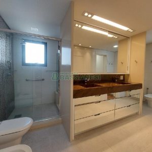 Apto Mobiliado com 340m², 3 dormitórios, 5 vagas, no bairro Exposição em Caxias do Sul para Alugar ou Comprar