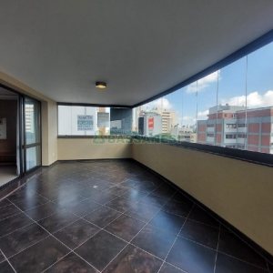 Apto Mobiliado com 340m², 3 dormitórios, 5 vagas, no bairro Exposição em Caxias do Sul para Alugar ou Comprar