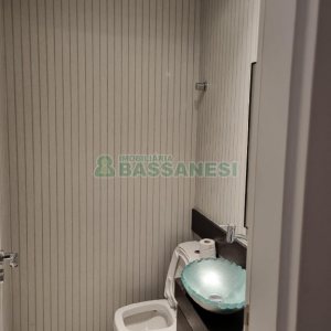 Sala com 49m², 1 vaga, no bairro Panazzolo em Caxias do Sul para Comprar