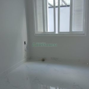 Casa com 180m², 5 dormitórios, no bairro Rio Branco em Caxias do Sul para Comprar