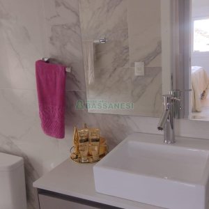 Casa com 180m², 5 dormitórios, no bairro Rio Branco em Caxias do Sul para Comprar