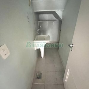 Sala com 386m², no bairro Centro em Caxias do Sul para Alugar ou Comprar