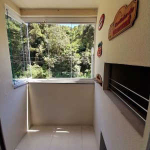 Apartamento com 54m², 2 dormitórios, 1 vaga, no bairro Vinhedos em Caxias do Sul para Comprar