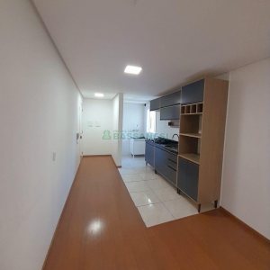 Apartamento com 54m², 2 dormitórios, 1 vaga, no bairro Vinhedos em Caxias do Sul para Comprar