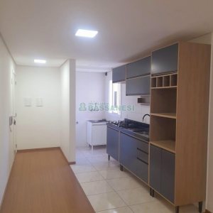 Apartamento com 54m², 2 dormitórios, 1 vaga, no bairro Vinhedos em Caxias do Sul para Comprar