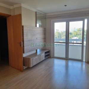 Apartamento com 74m², 2 dormitórios, 2 vagas, no bairro Madureira em Caxias do Sul para Comprar