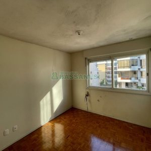 Apartamento com 80m², 3 dormitórios, 2 vagas, no bairro São Pelegrino em Caxias do Sul para Comprar