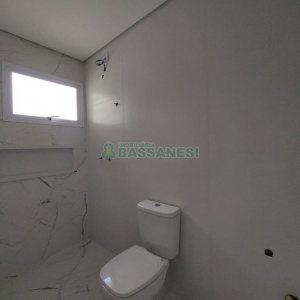 Casa com 167m², 3 dormitórios, 2 vagas, no bairro Salgado Filho em Caxias do Sul para Comprar