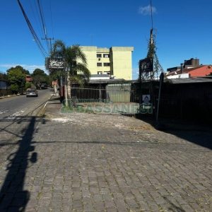 Terreno com 1560m², no bairro Rio Branco em Caxias do Sul para Comprar