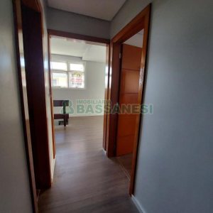 Casa com 148m², 2 dormitórios, 1 vaga, no bairro São Ciro em Caxias do Sul para Alugar