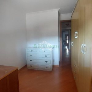 Apartamento com 170m², 4 dormitórios, 2 vagas, no bairro Lourdes em Caxias do Sul para Comprar