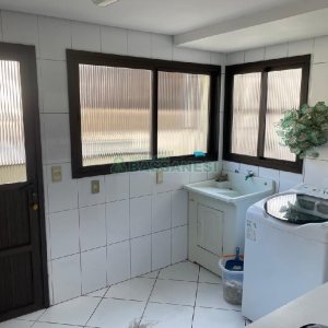 Apartamento com 170m², 4 dormitórios, 2 vagas, no bairro Lourdes em Caxias do Sul para Comprar