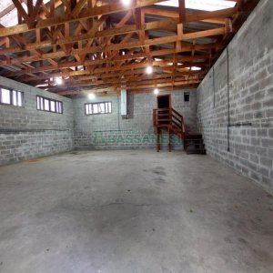 Pavilhão com 140m², 2 vagas, no bairro Cruzeiro em Caxias do Sul para Alugar