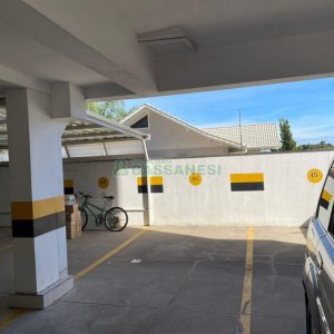 Apartamento com 93m², 3 dormitórios, 2 vagas, no bairro Nossa Senhora da Saúde em Caxias do Sul para Comprar