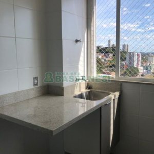 Apartamento com 59m², 2 dormitórios, 1 vaga, no bairro Interlagos em Caxias do Sul para Alugar ou Comprar