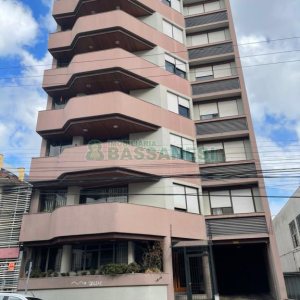 Apartamento com 272m², 3 dormitórios, 2 vagas, no bairro Centro em Caxias do Sul para Alugar ou Comprar