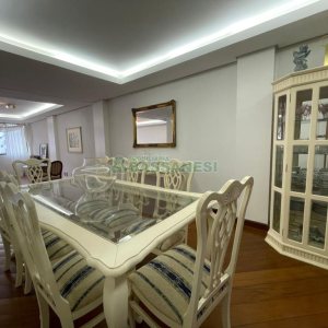 Apartamento com 272m², 3 dormitórios, 2 vagas, no bairro Centro em Caxias do Sul para Alugar ou Comprar