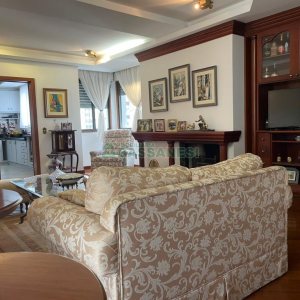 Apartamento com 272m², 3 dormitórios, 2 vagas, no bairro Centro em Caxias do Sul para Alugar ou Comprar