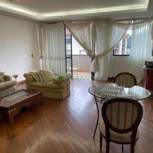 Apartamento com 272m², 3 dormitórios, 2 vagas, no bairro Centro em Caxias do Sul para Alugar ou Comprar