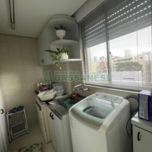 Apartamento com 272m², 3 dormitórios, 2 vagas, no bairro Centro em Caxias do Sul para Alugar ou Comprar