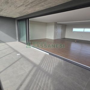 Apartamento com 191m², 3 dormitórios, 3 vagas, no bairro Panazzolo em Caxias do Sul para Comprar