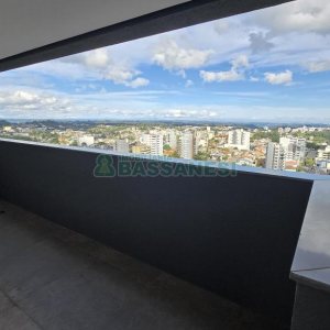 Apartamento com 191m², 3 dormitórios, 3 vagas, no bairro Panazzolo em Caxias do Sul para Comprar