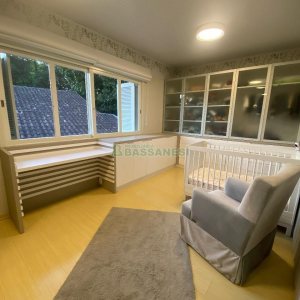 Sobrado com 127m², 3 dormitórios, 1 vaga, no bairro Santa Catarina em Caxias do Sul para Comprar