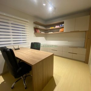 Sobrado com 127m², 3 dormitórios, 1 vaga, no bairro Santa Catarina em Caxias do Sul para Comprar