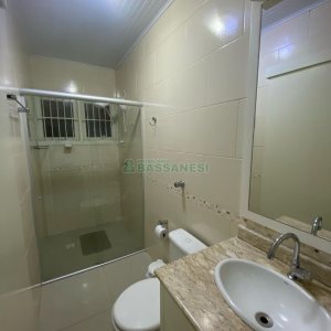 Sobrado com 127m², 3 dormitórios, 1 vaga, no bairro Santa Catarina em Caxias do Sul para Comprar