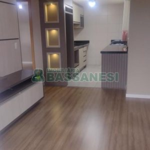 Apartamento com 47m², 2 dormitórios, 1 vaga, no bairro Desvio Rizzo em Caxias do Sul para Comprar