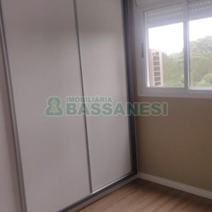 Apartamento com 47m², 2 dormitórios, 1 vaga, no bairro Desvio Rizzo em Caxias do Sul para Comprar