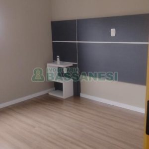 Apartamento com 47m², 2 dormitórios, 1 vaga, no bairro Desvio Rizzo em Caxias do Sul para Comprar