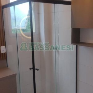 Apartamento com 47m², 2 dormitórios, 1 vaga, no bairro Desvio Rizzo em Caxias do Sul para Comprar