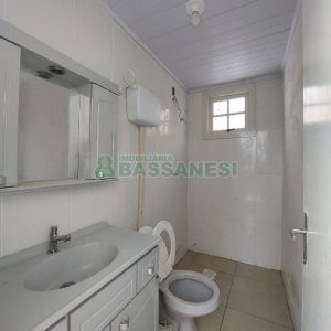 Casa Comercial com 100m², 3 dormitórios, no bairro Rio Branco em Caxias do Sul para Alugar