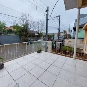 Casa Comercial com 100m², 3 dormitórios, no bairro Rio Branco em Caxias do Sul para Alugar