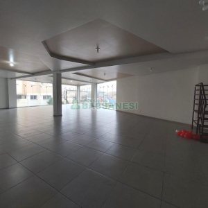 Sala com 160m², no bairro São Caetano em Caxias do Sul para Alugar