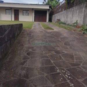 Terreno com 360m², no bairro Serrano em Caxias do Sul para Comprar