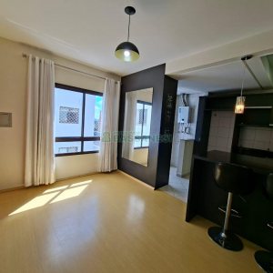 Apto Mobiliado com 48m², 1 dormitório, 1 vaga, no bairro Centro em Caxias do Sul para Alugar
