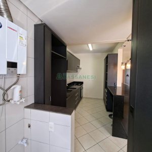 Apto Mobiliado com 48m², 1 dormitório, 1 vaga, no bairro Centro em Caxias do Sul para Alugar